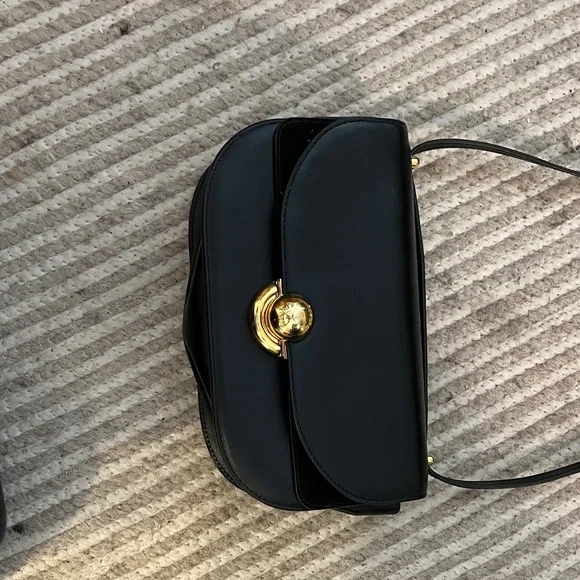 Furla Small Nero Sfera Crossbody / Shoulder Bag in Black. Gold Hardware. - Picture 11 of 16